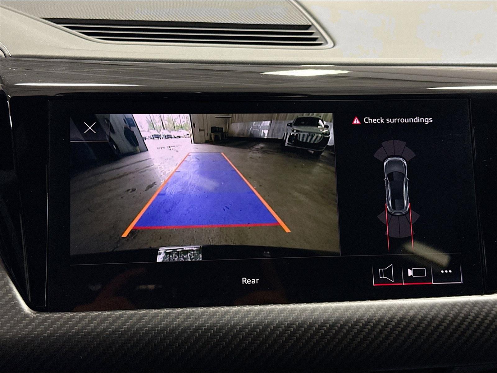 2024 Audi e-tron GT Premium Plus