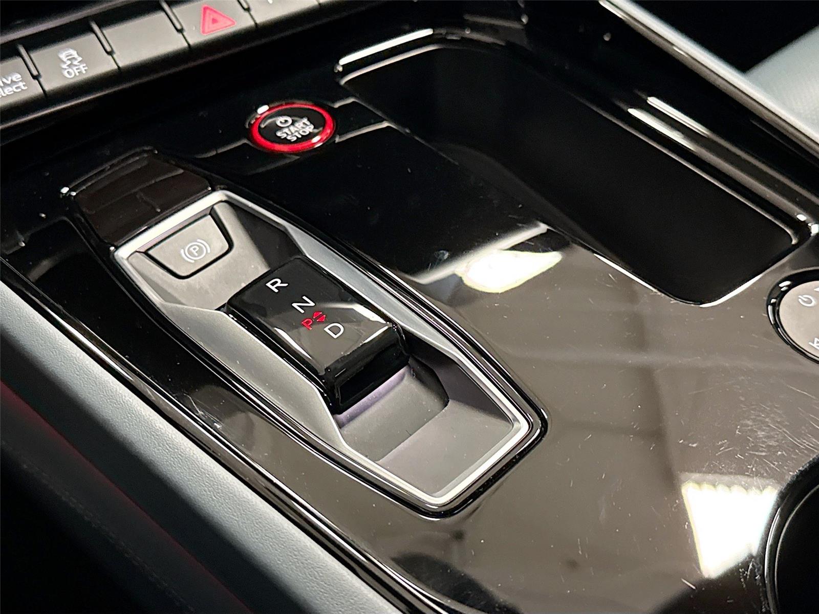 2024 Audi e-tron GT Premium Plus