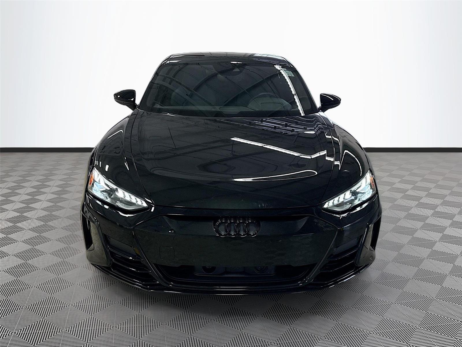 2024 Audi e-tron GT Premium Plus