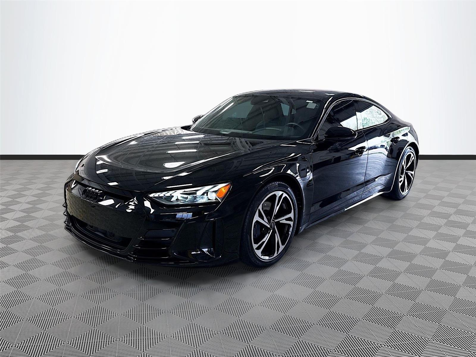 2024 Audi e-tron GT Premium Plus