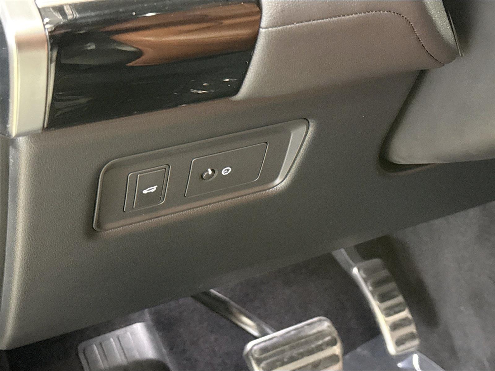 2016 Land Rover Range Rover Sport V8