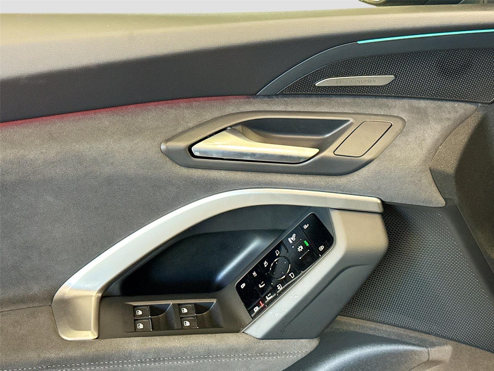 2026 Audi SQ5 Premium Plus