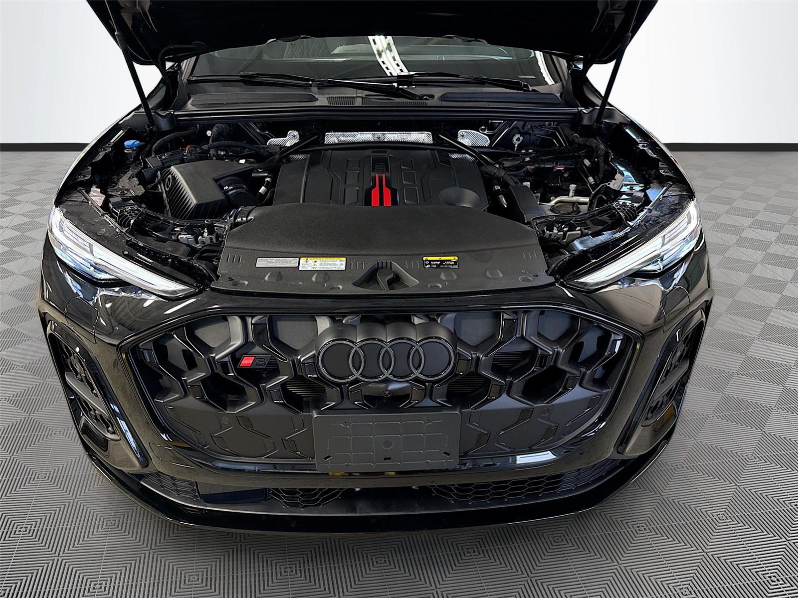 2026 Audi SQ5 Premium Plus