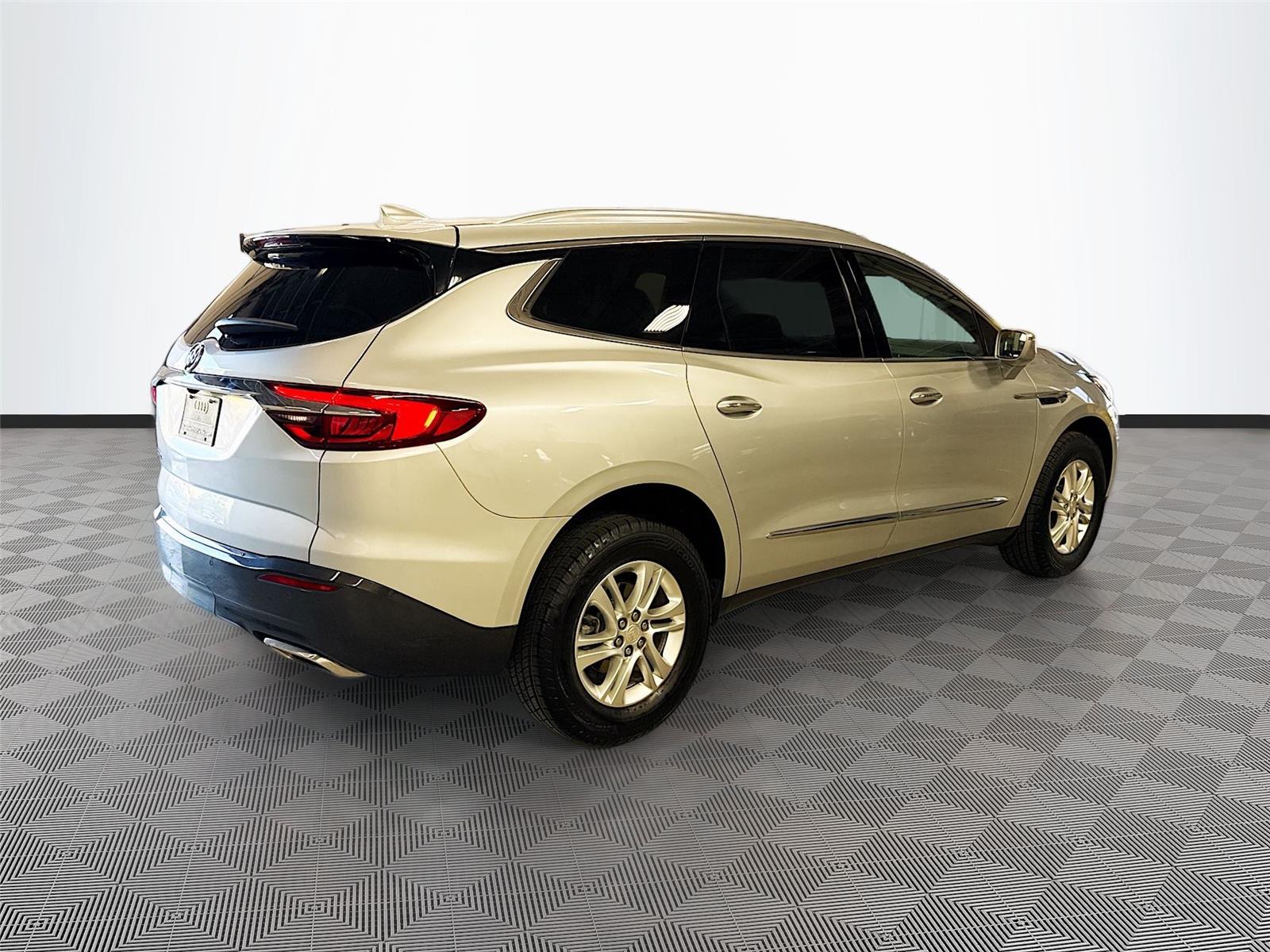 2020 Buick Enclave Essence