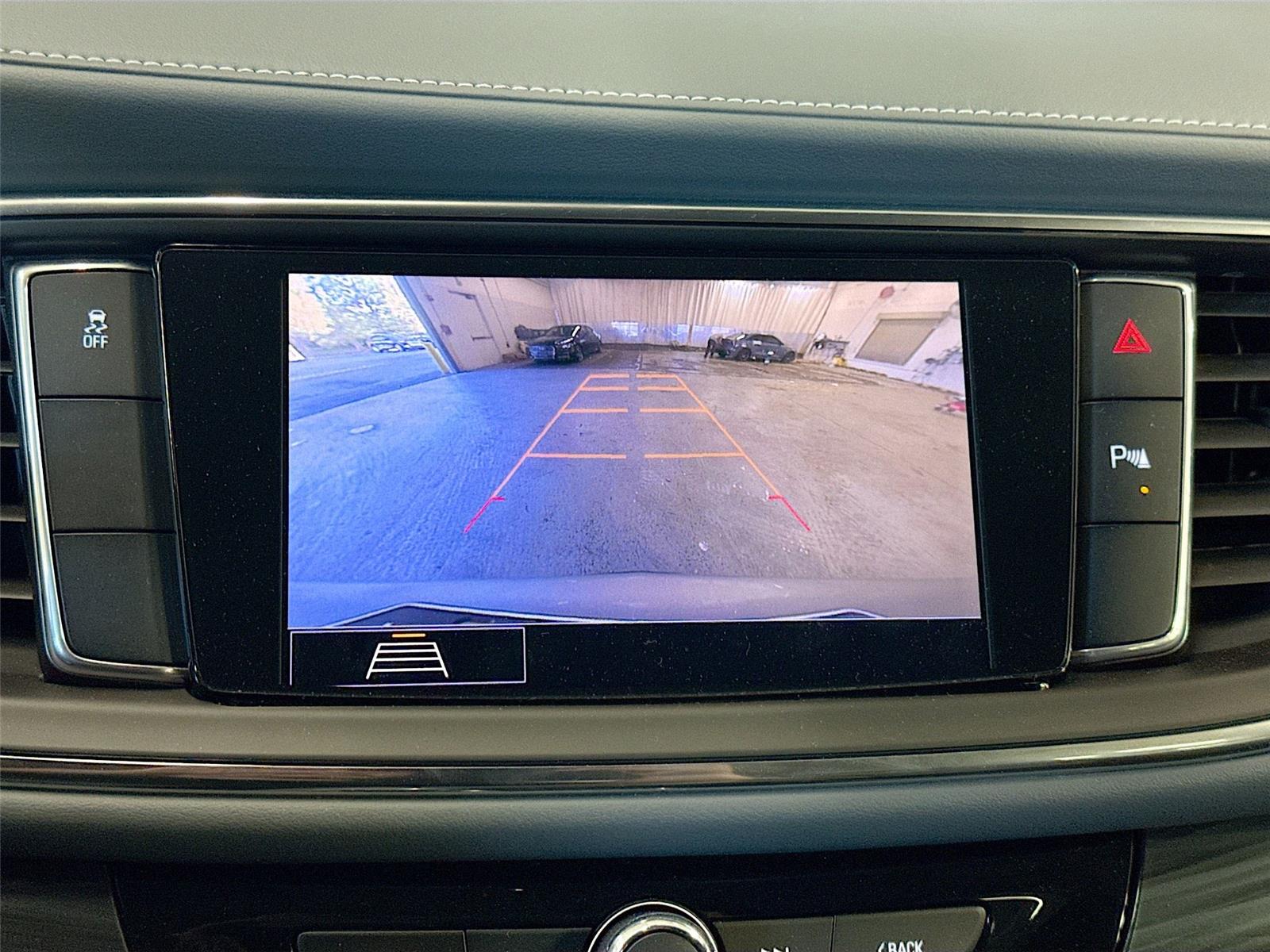 2020 Buick Enclave Essence