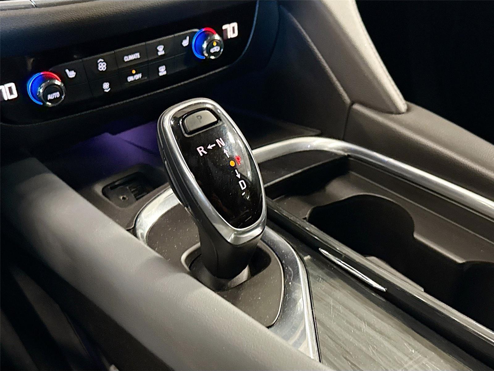 2020 Buick Enclave Essence