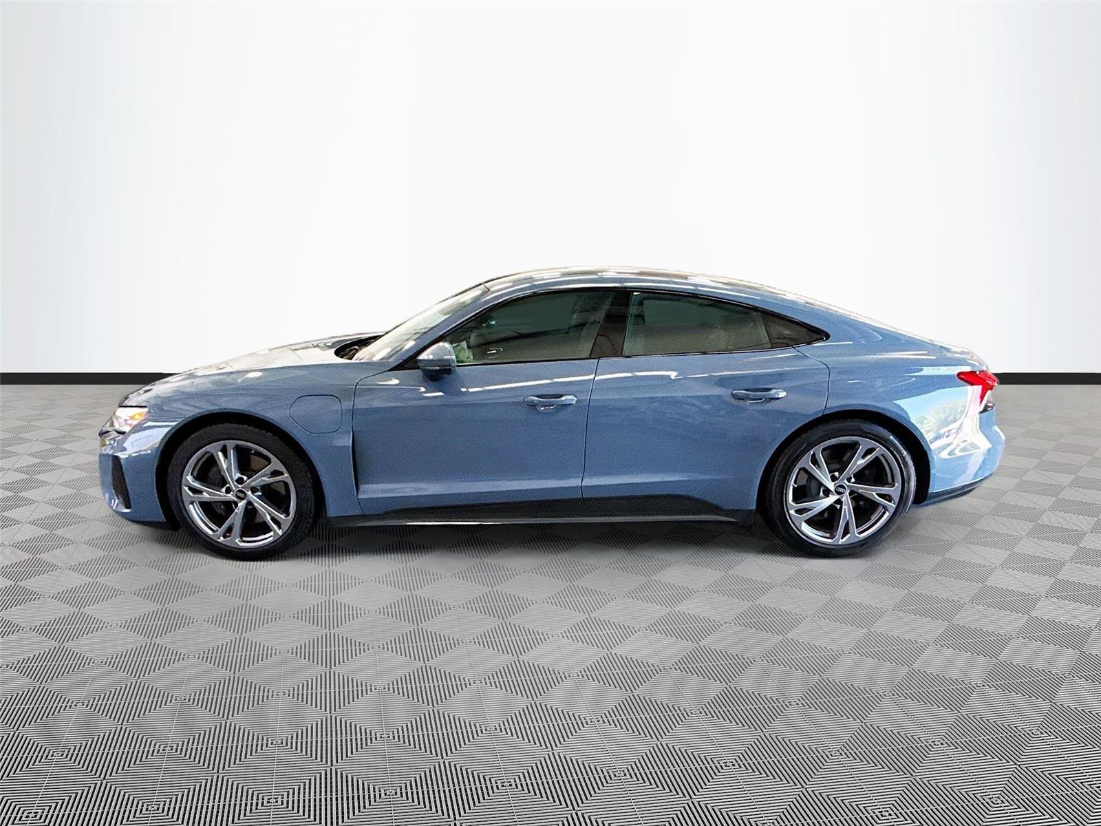 2023 Audi e-tron GT Premium Plus