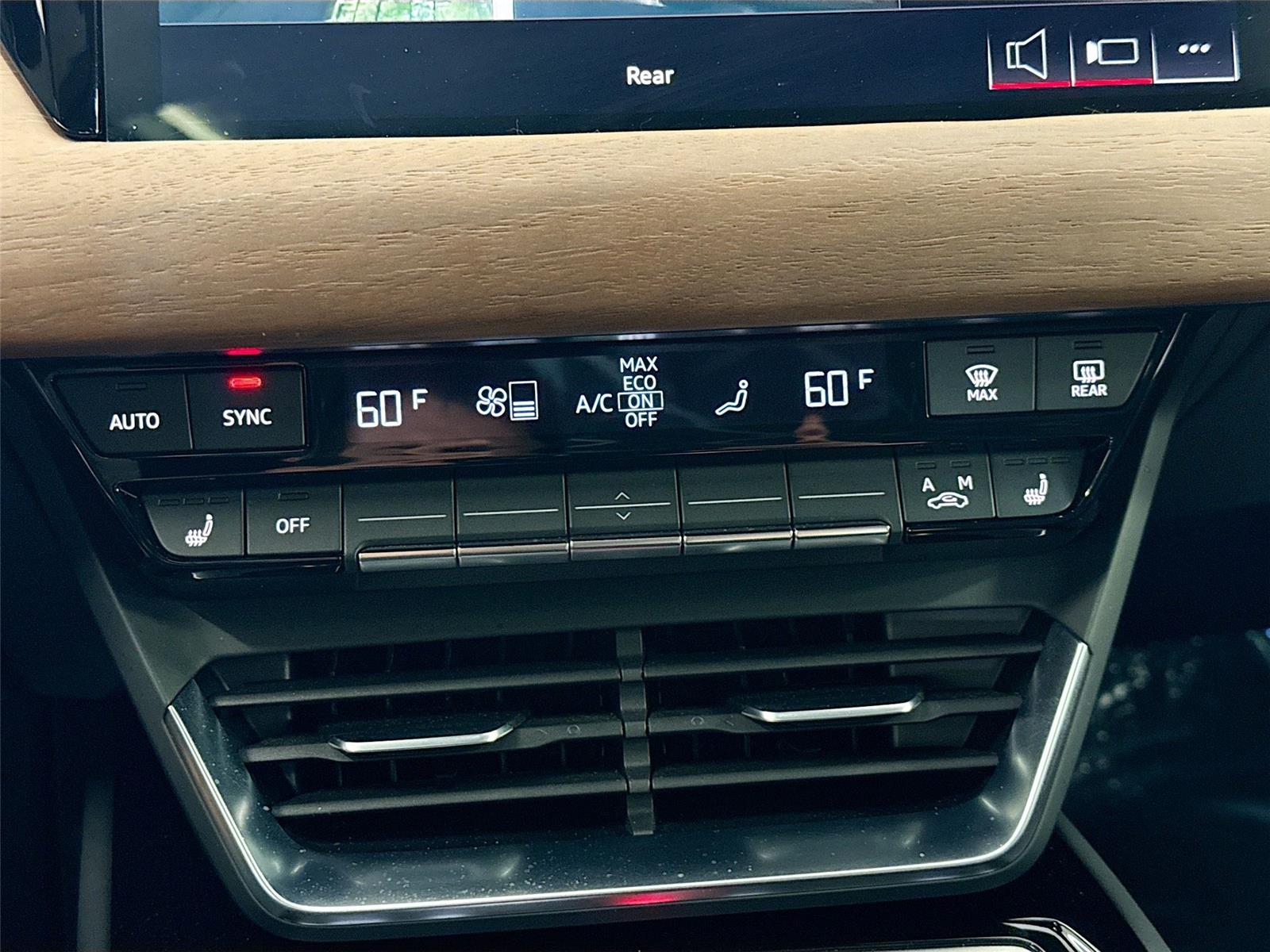 2023 Audi e-tron GT Premium Plus