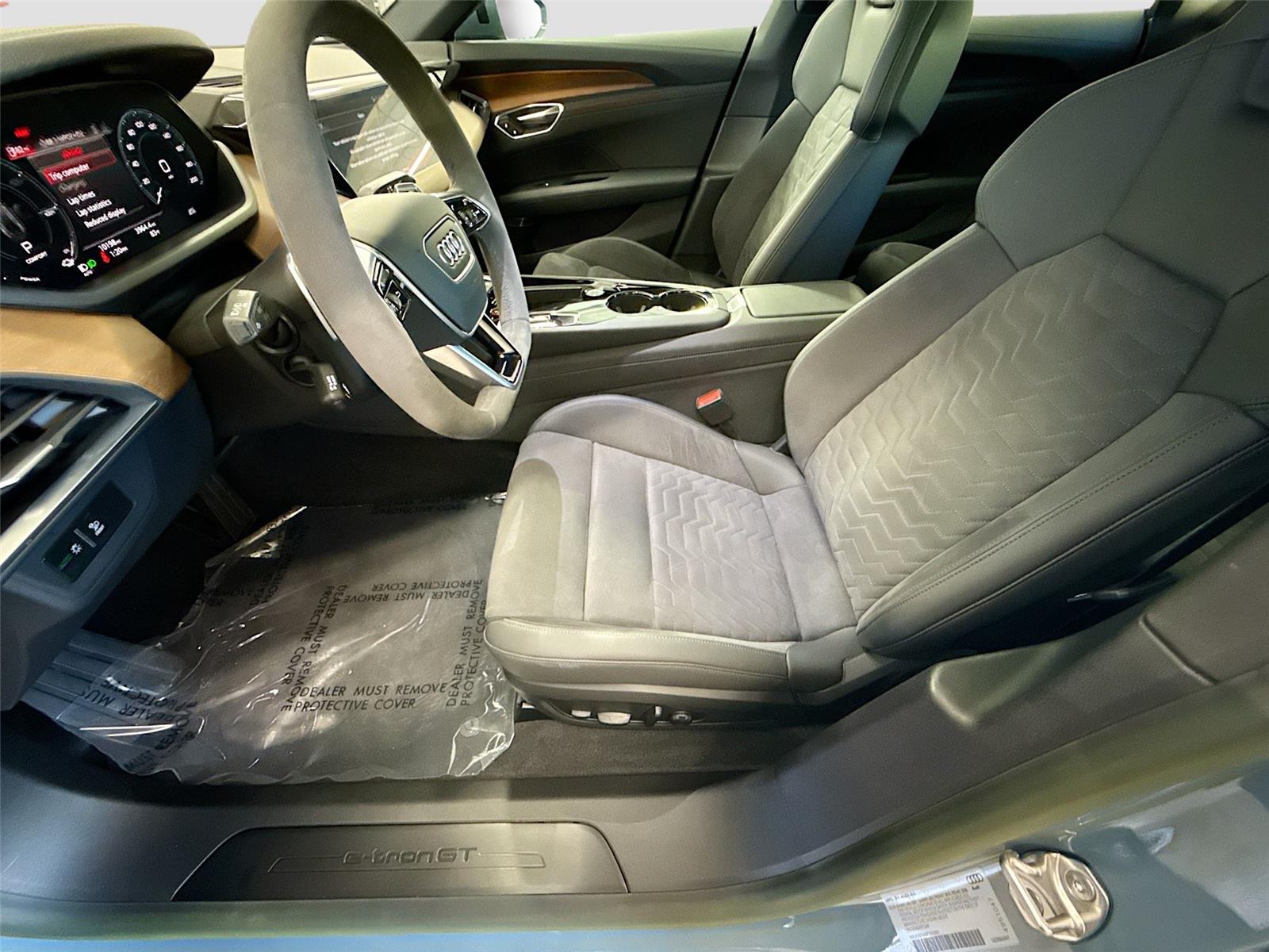 2023 Audi e-tron GT Premium Plus