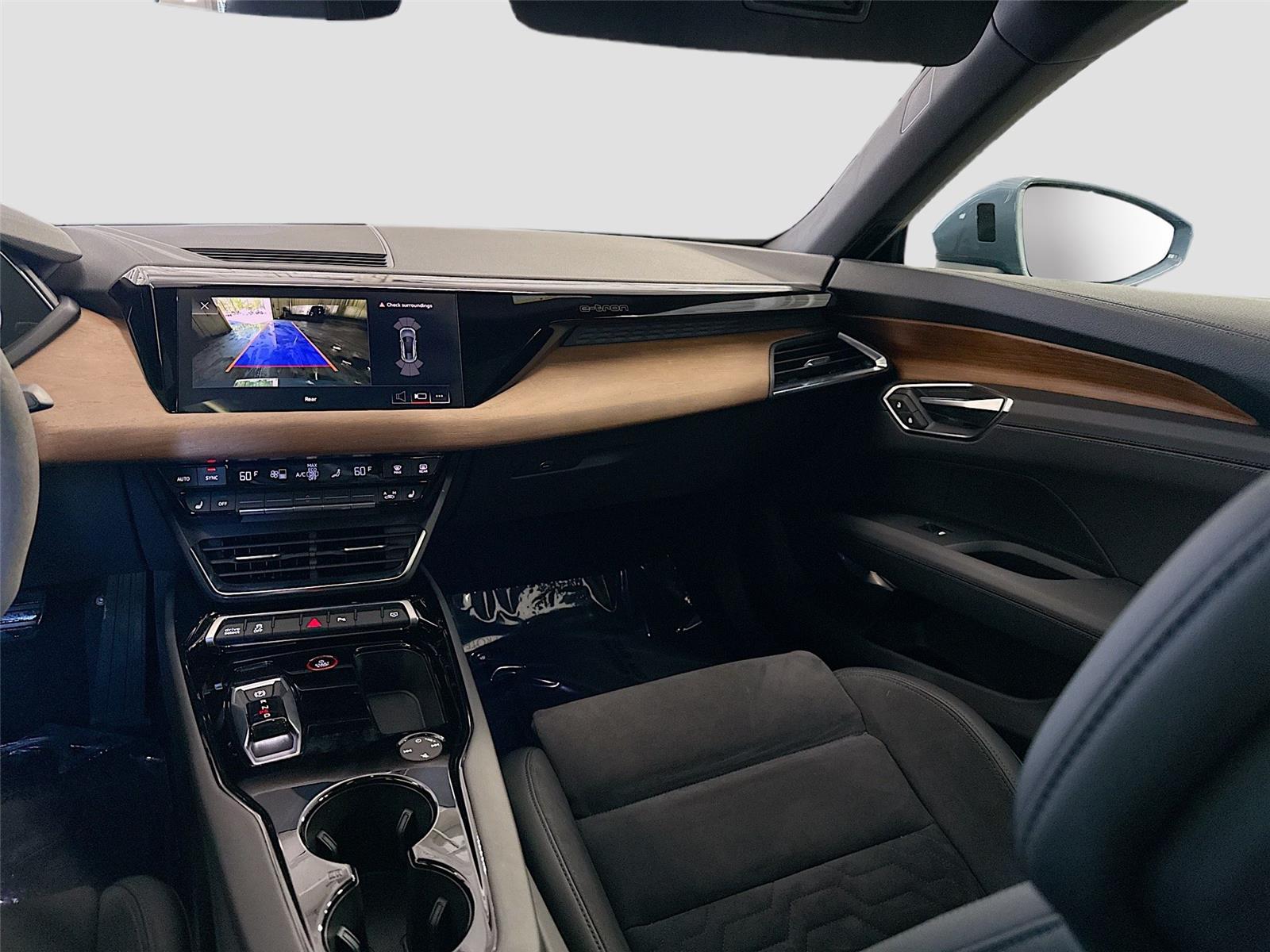 2023 Audi e-tron GT Premium Plus