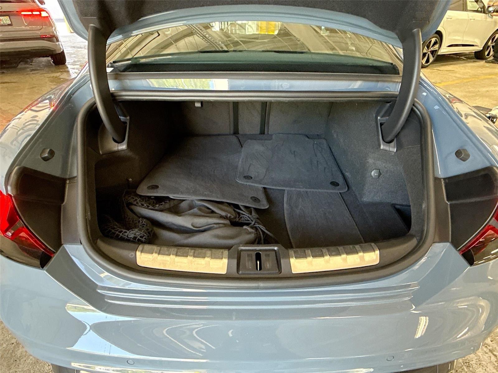 2023 Audi e-tron GT Premium Plus