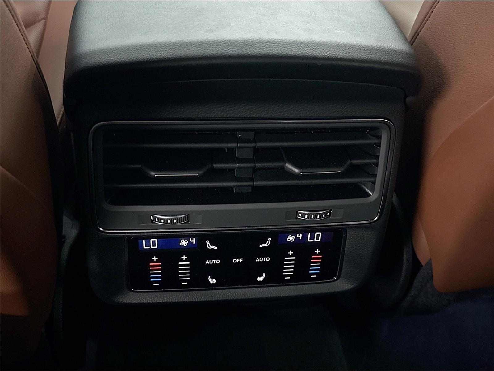 2023 Audi Q7 Premium Plus