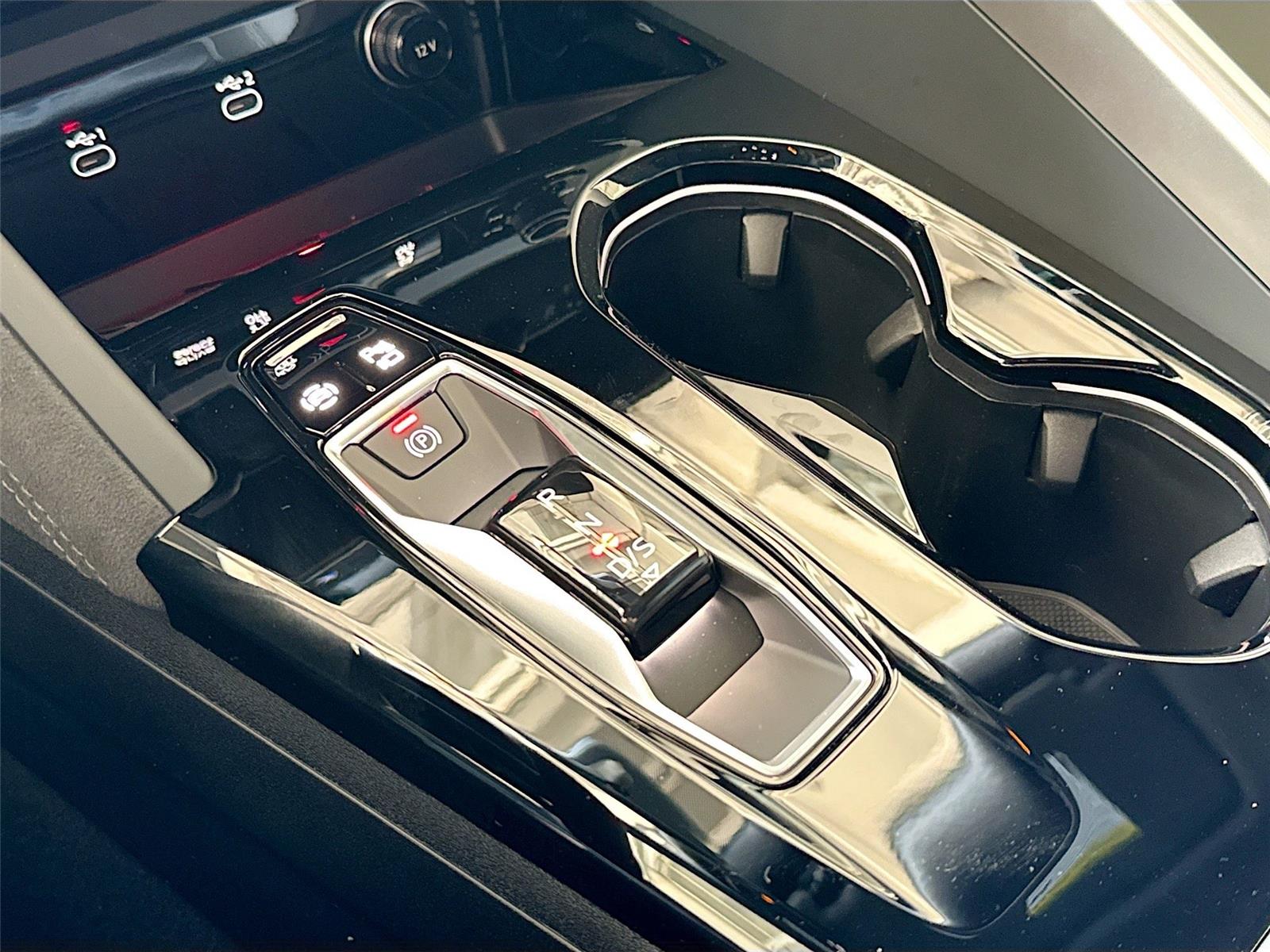 2026 Audi SQ5 Premium Plus