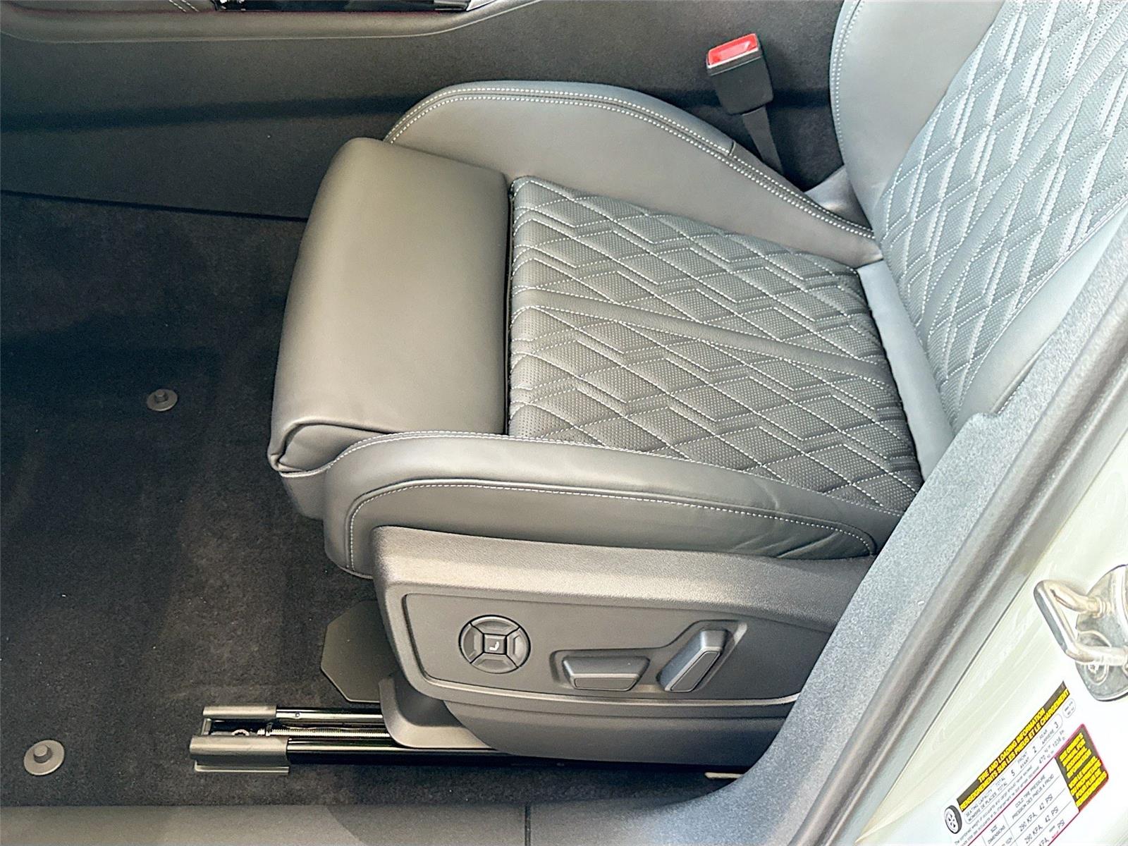 2026 Audi SQ5 Premium Plus