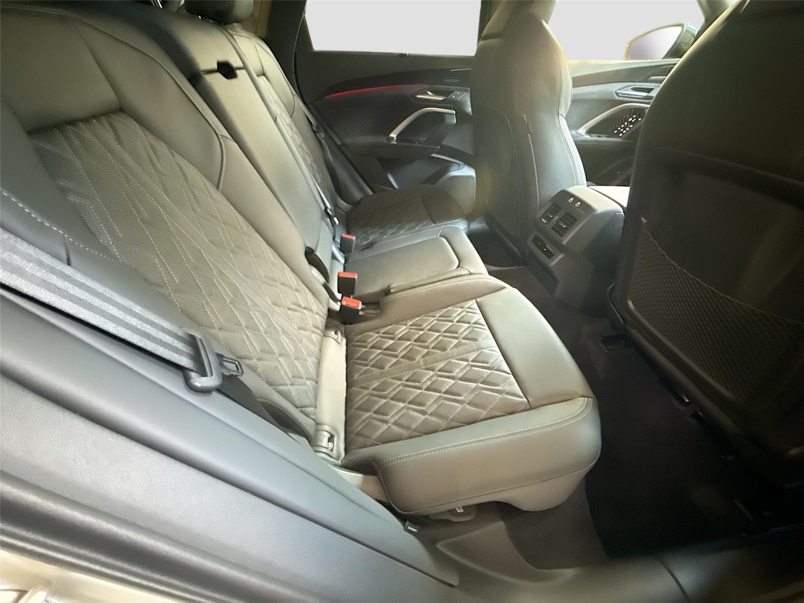 2026 Audi SQ5 Premium Plus