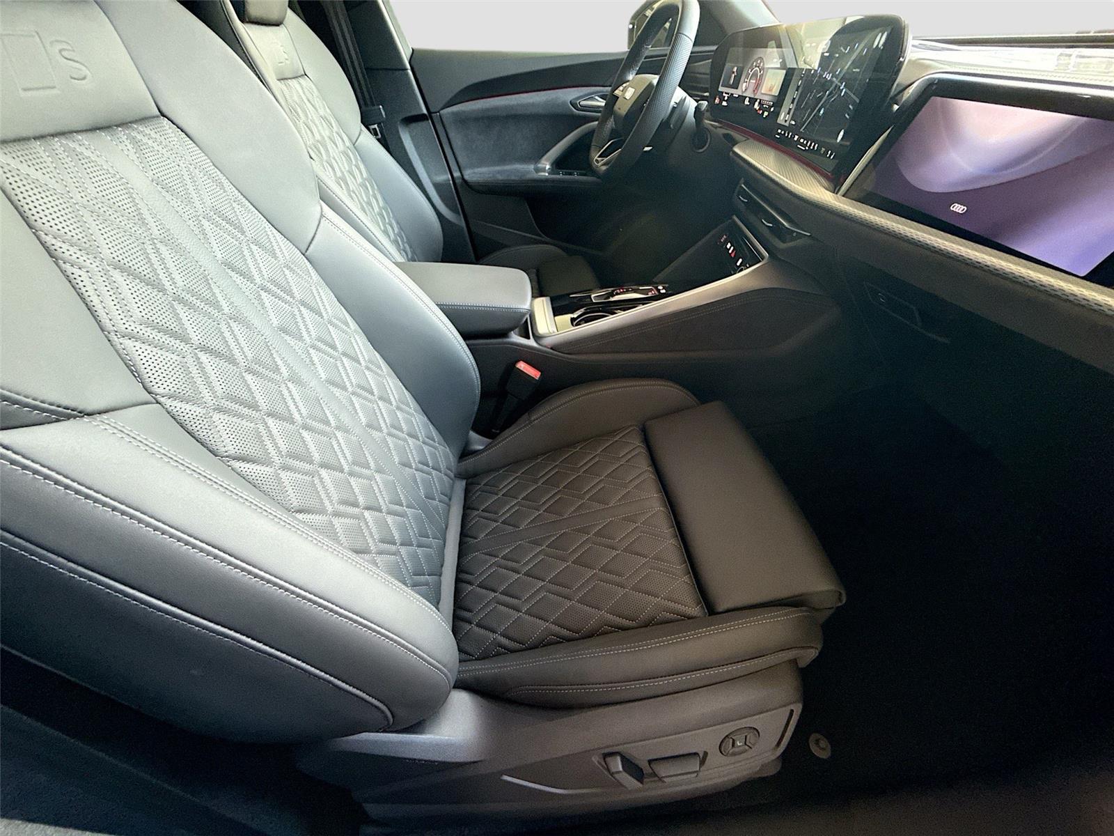 2026 Audi SQ5 Premium Plus