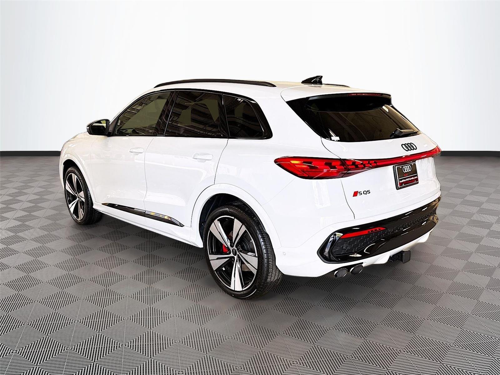 2026 Audi SQ5 Premium Plus