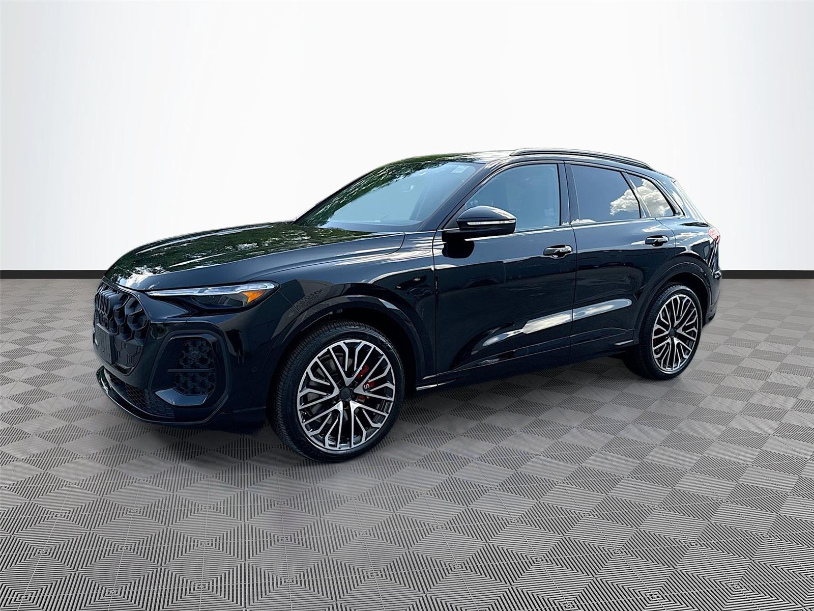 2026 Audi SQ5 Premium Plus