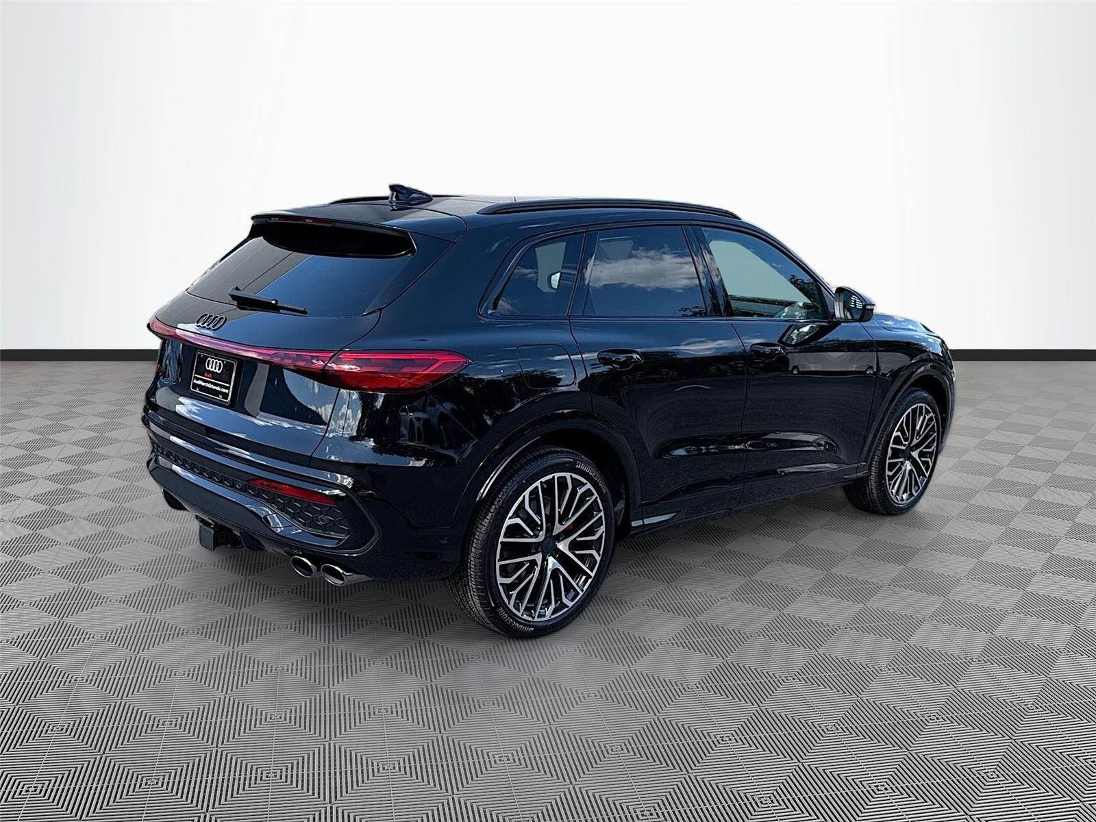 2026 Audi SQ5 Premium Plus