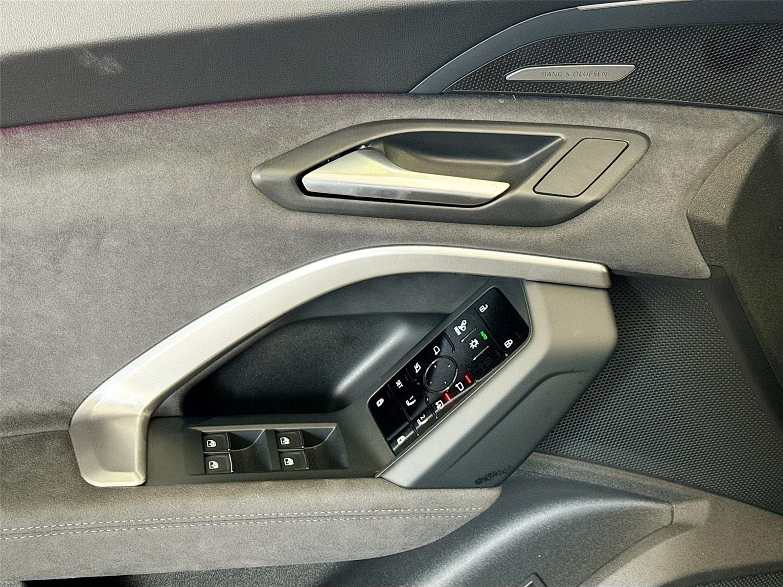 2026 Audi SQ5 Premium Plus