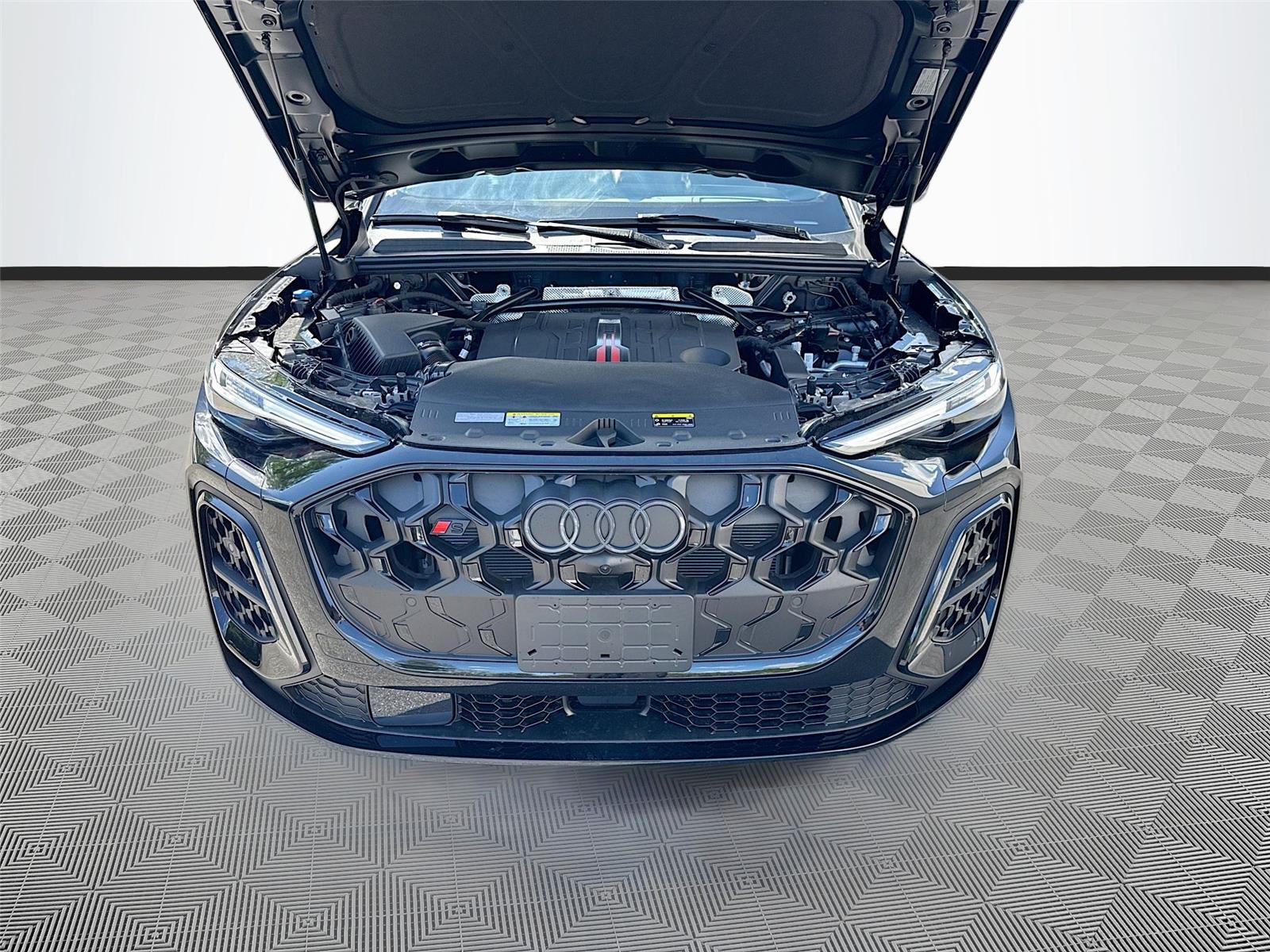 2026 Audi SQ5 Premium Plus