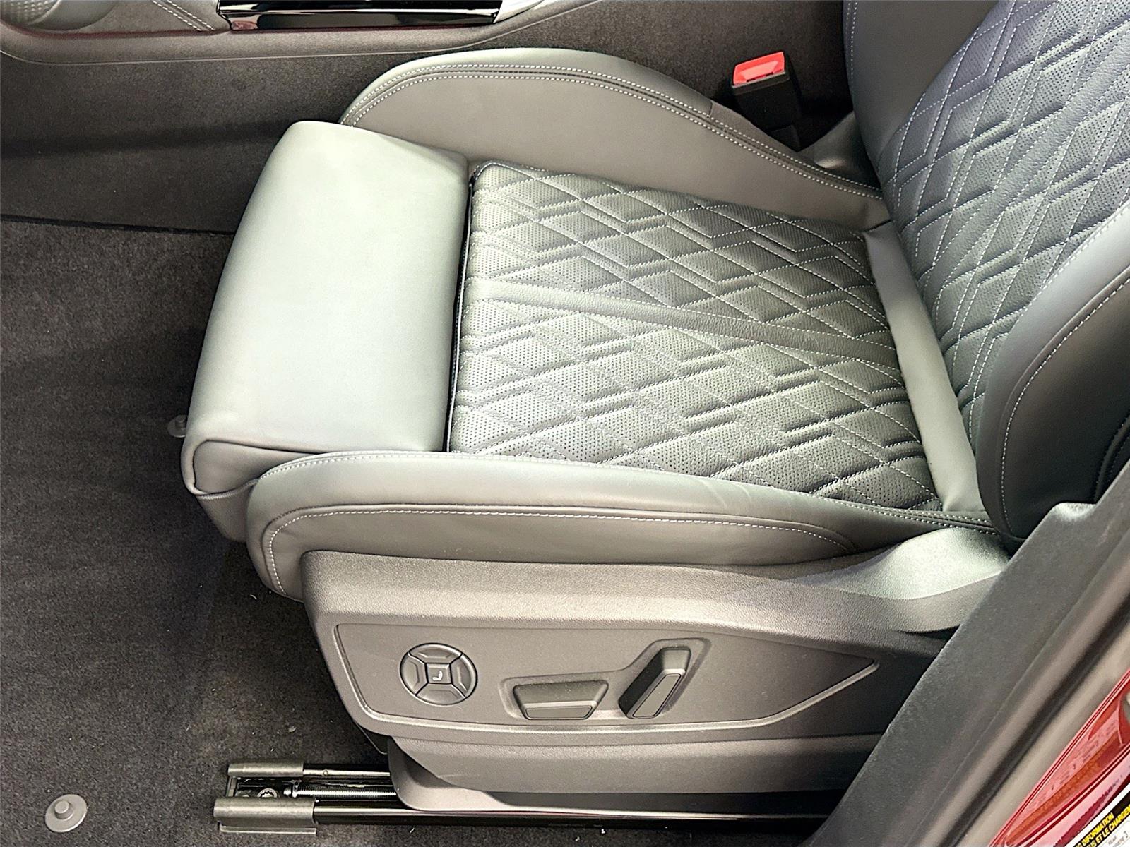 2026 Audi SQ5 Premium Plus