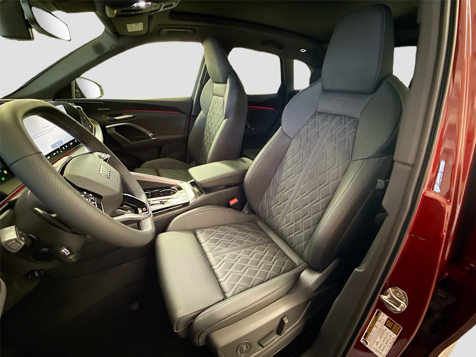 2026 Audi SQ5 Premium Plus