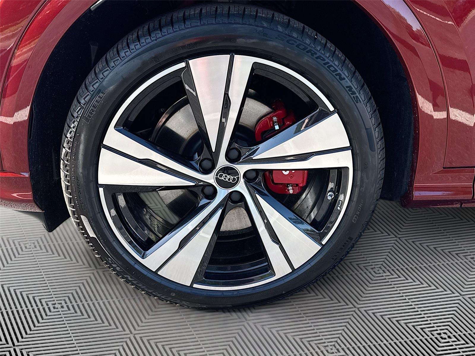 2026 Audi SQ5 Premium Plus