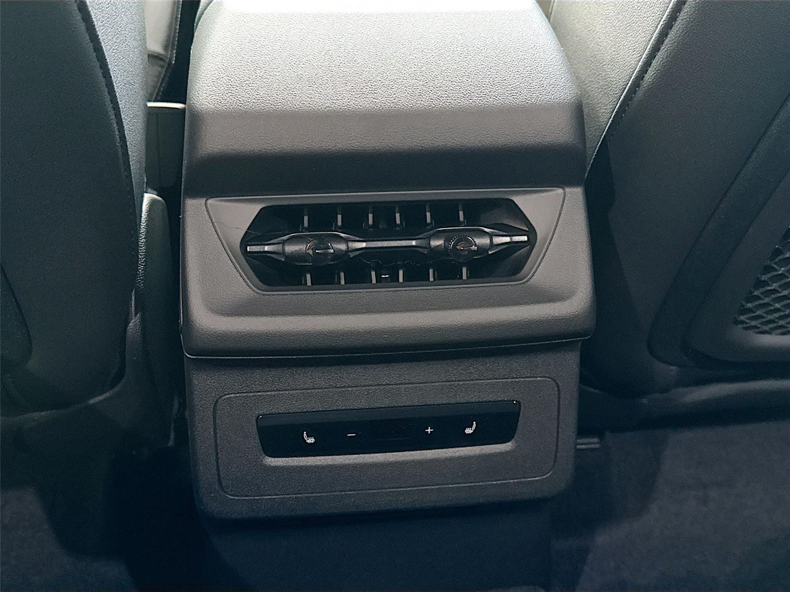 2027 Audi Q6 e-tron Premium Plus