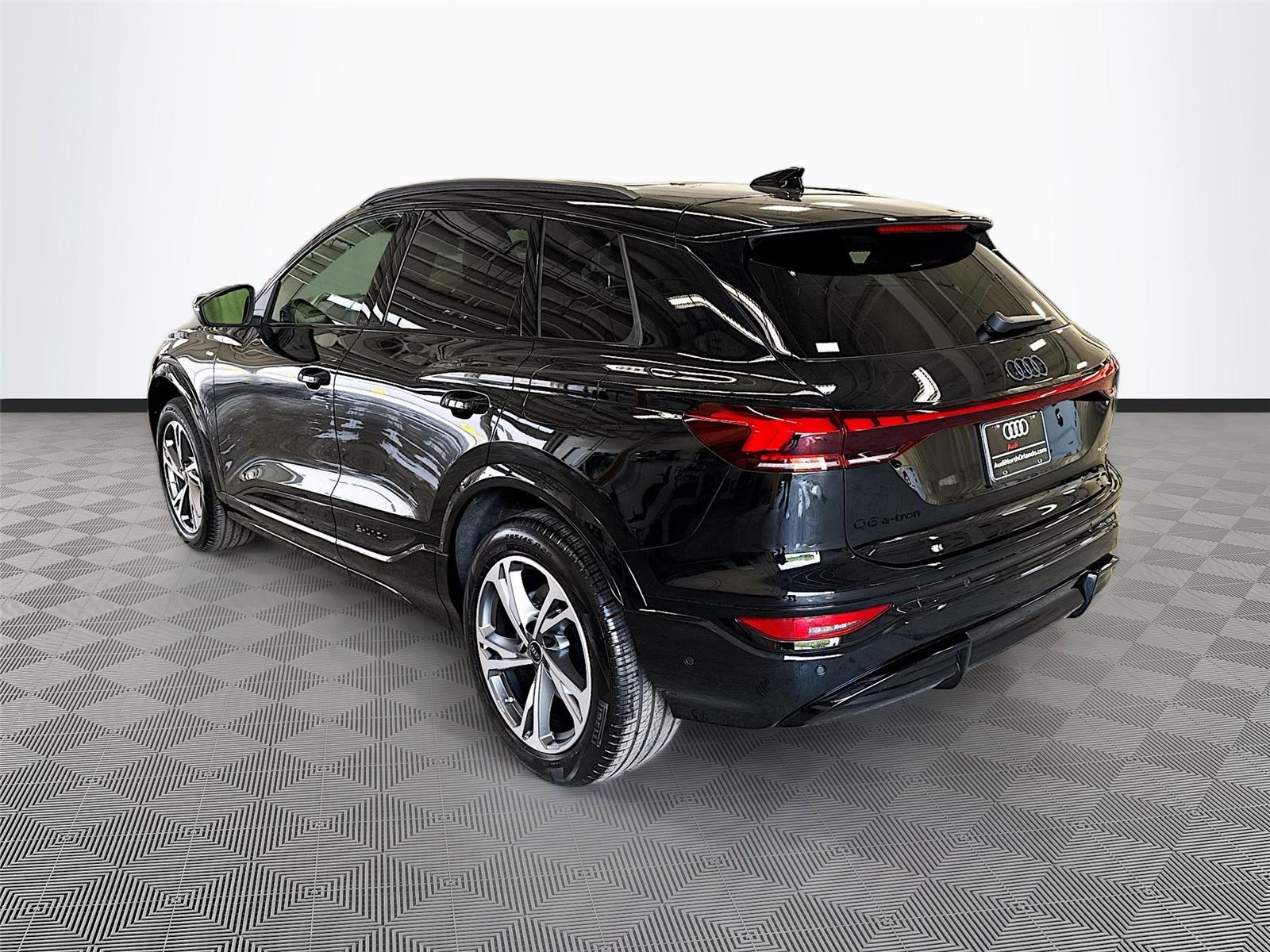 2027 Audi Q6 e-tron Premium Plus