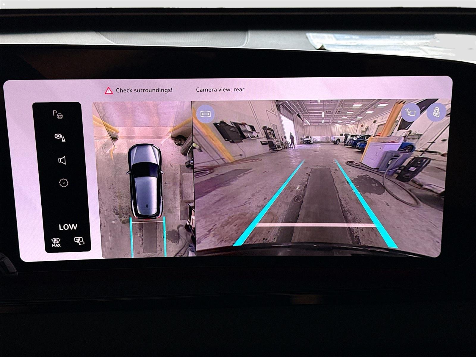 2027 Audi Q6 e-tron Premium Plus