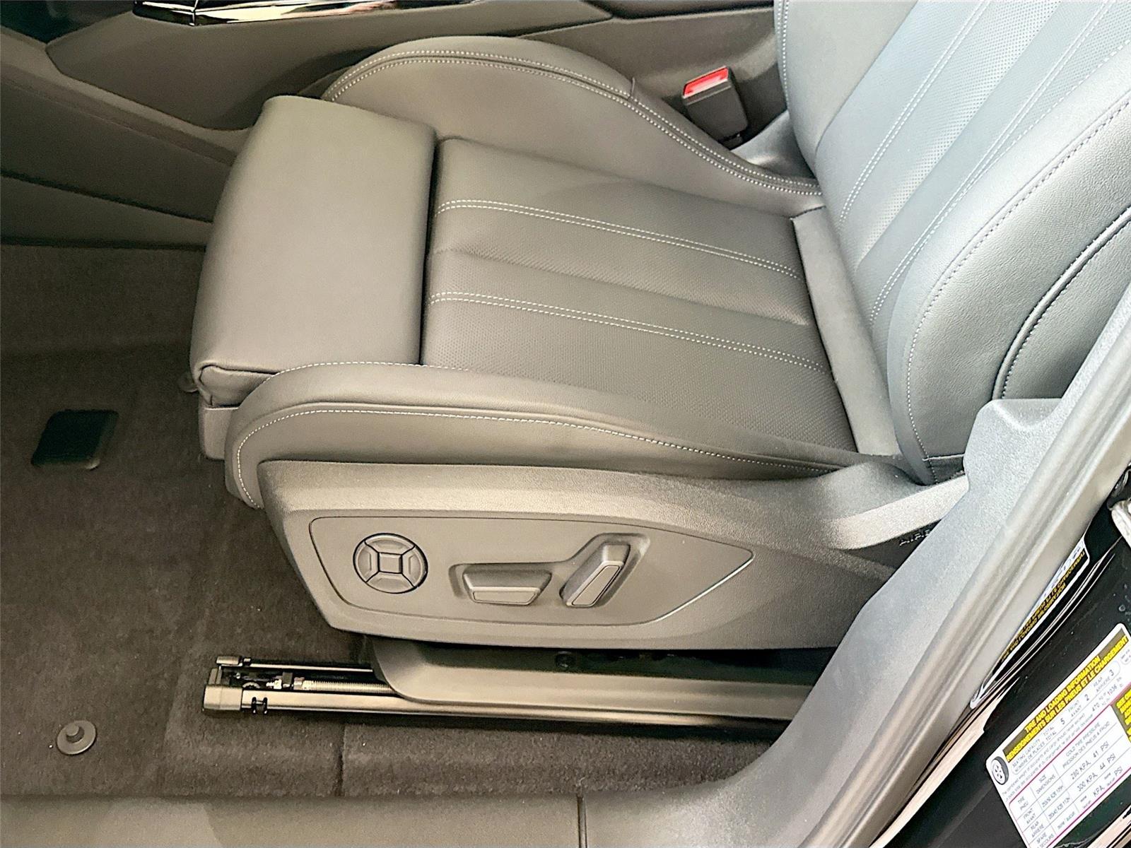 2027 Audi Q6 e-tron Premium Plus