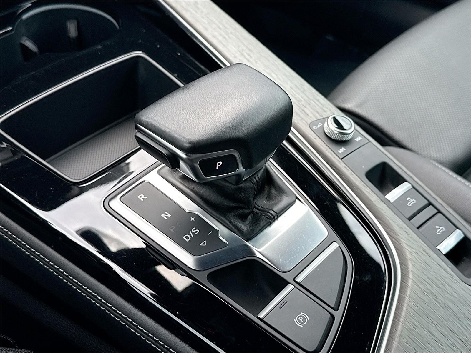 2023 Audi A5 Cabriolet S line Premium Plus