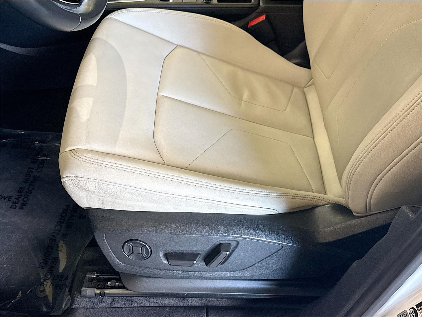 2021 Audi Q3 S line Premium