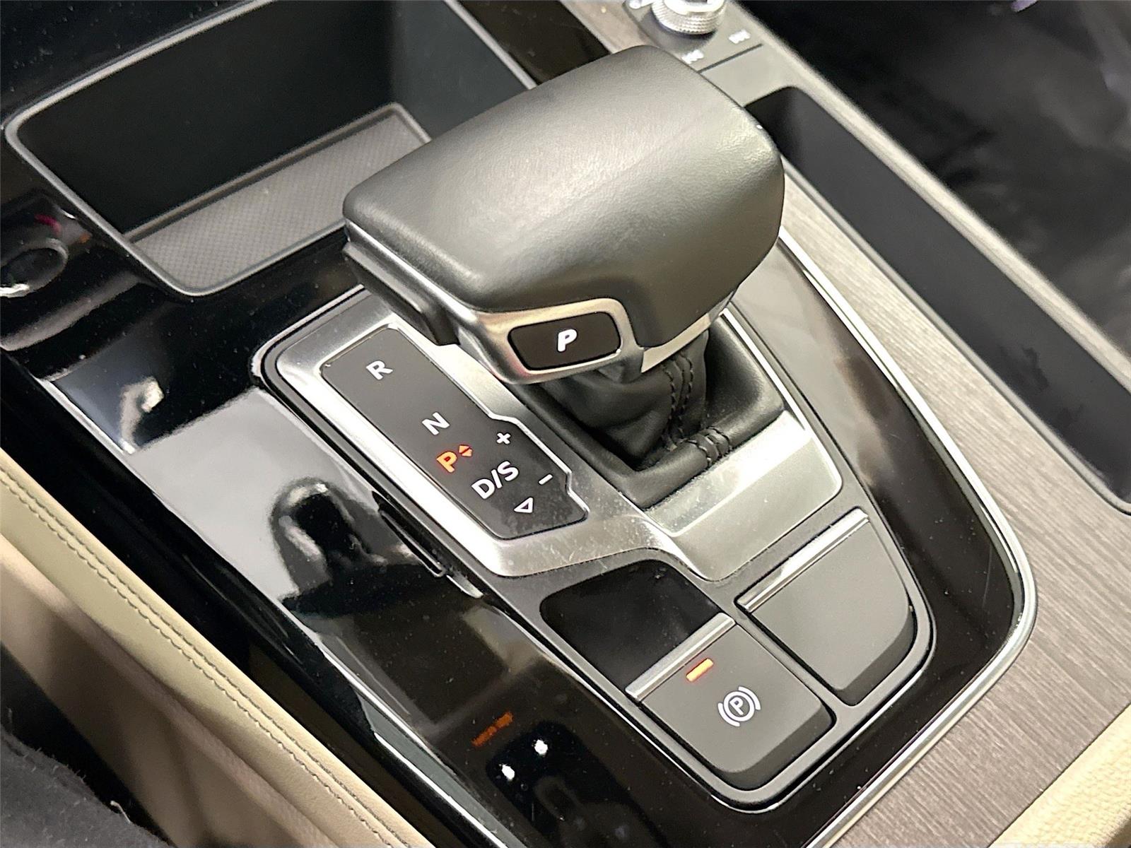 2022 Audi Q5 Premium Plus