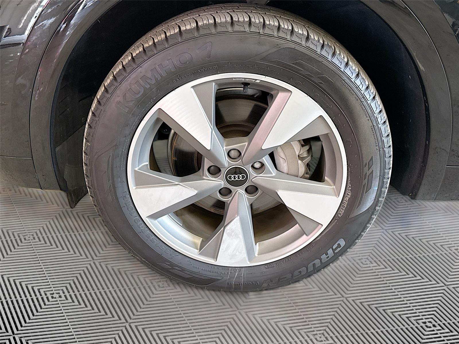 2022 Audi Q5 Premium Plus