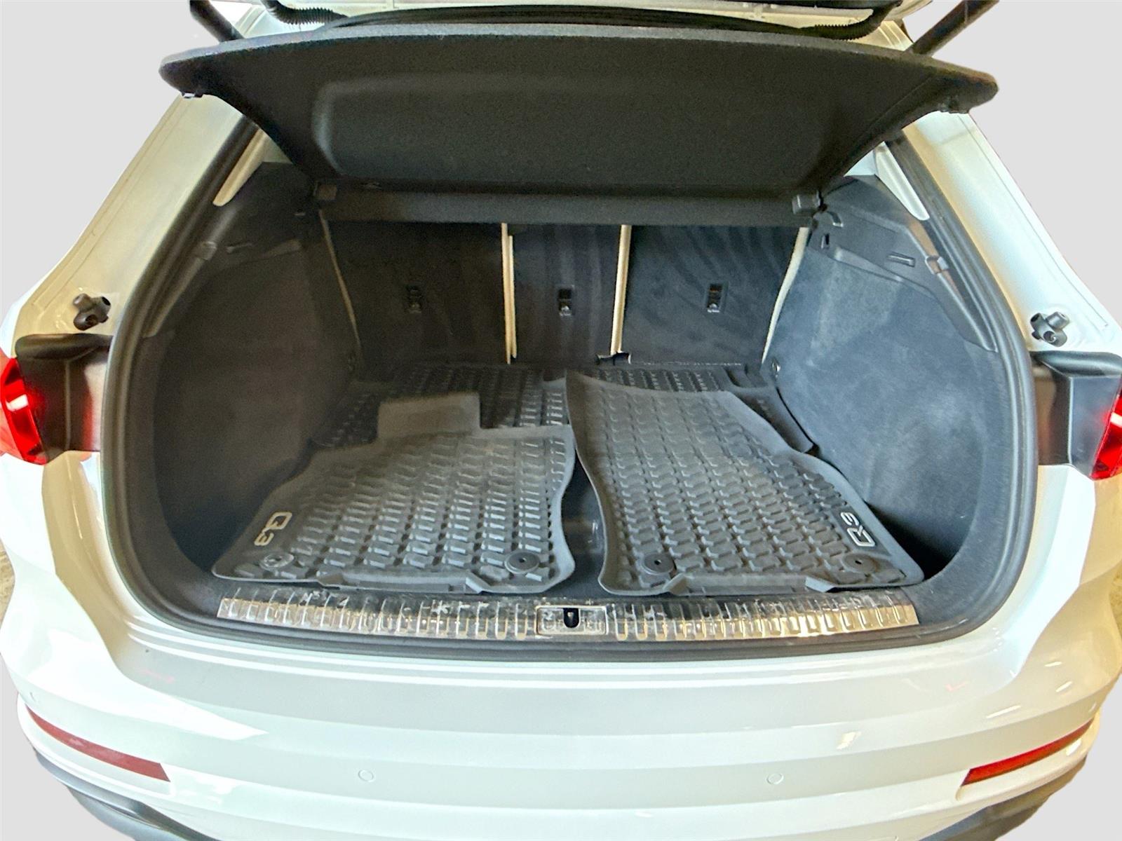 2021 Audi Q3 S line Premium