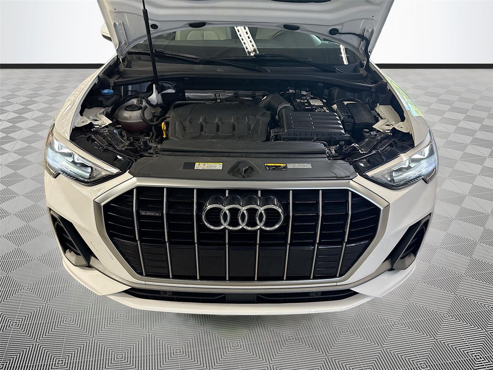 2021 Audi Q3 S line Premium