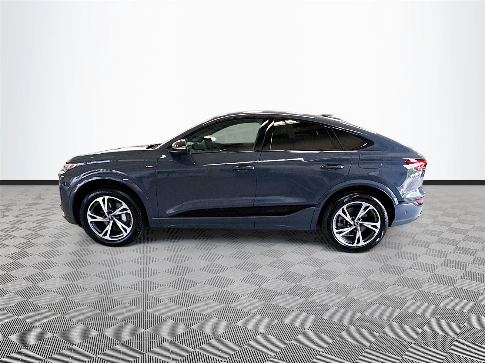 2027 Audi Q6 e-tron Sportback Premium Plus