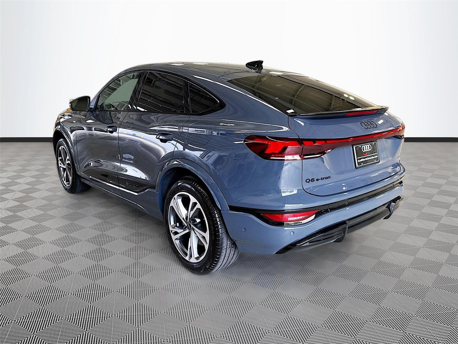 2027 Audi Q6 e-tron Sportback Premium Plus