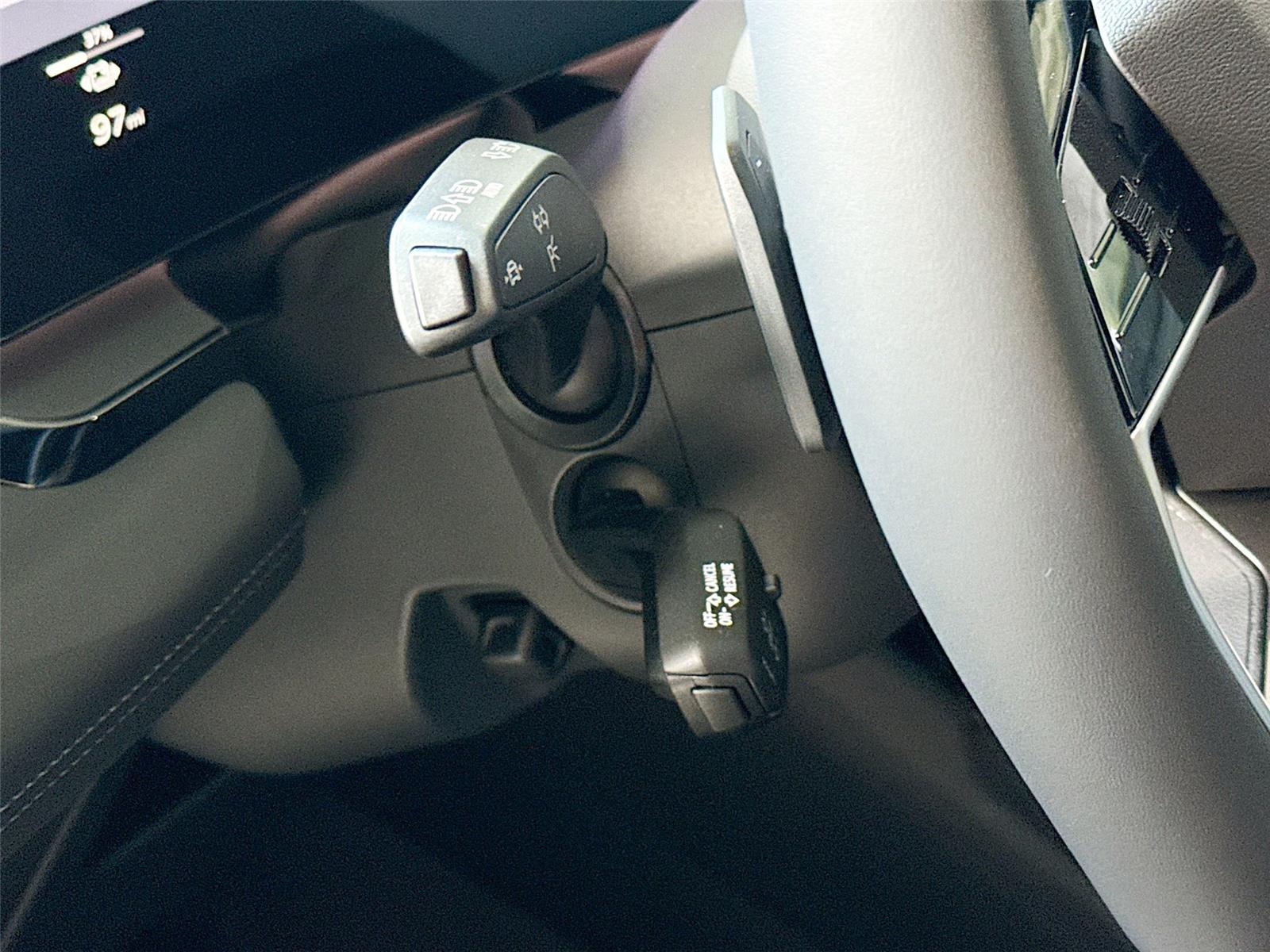 2027 Audi Q6 e-tron Premium Plus