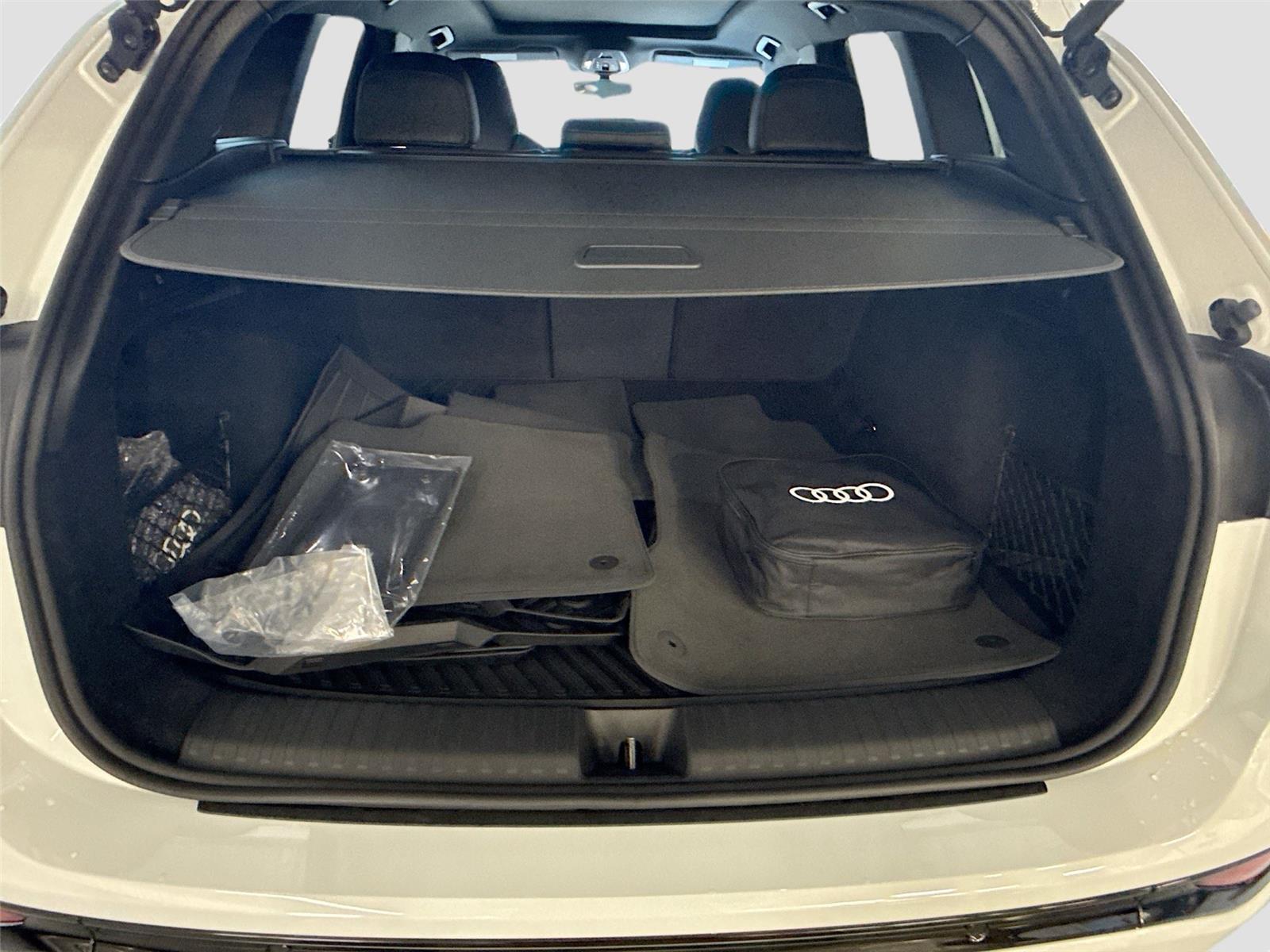 2027 Audi Q6 e-tron Premium Plus