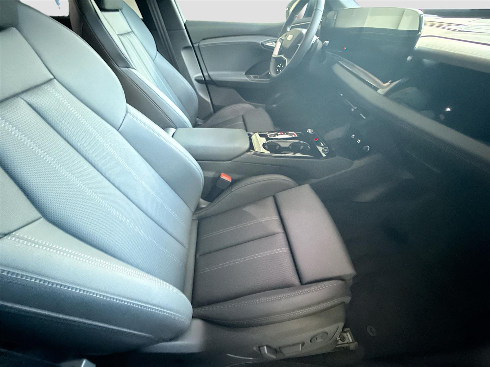 2027 Audi Q6 e-tron Premium Plus