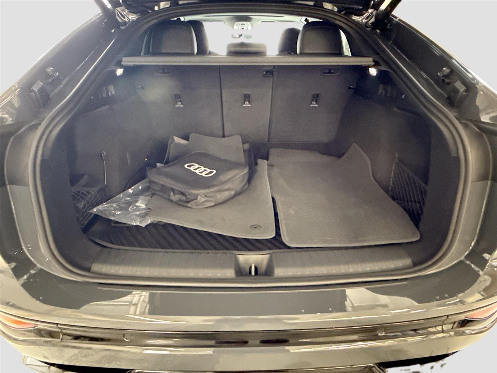 2027 Audi Q6 e-tron Sportback Premium Plus