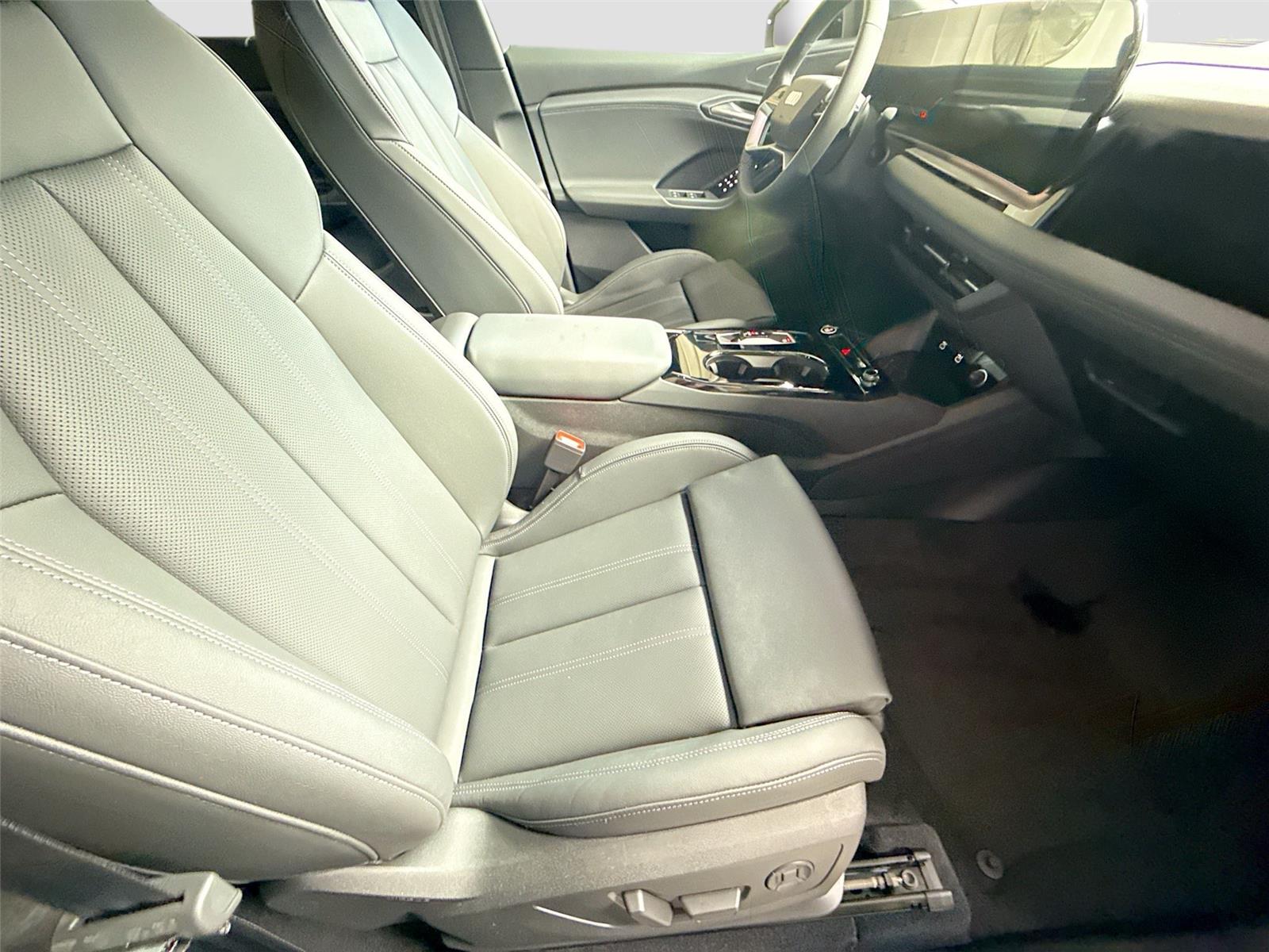 2027 Audi Q6 e-tron Sportback Premium Plus