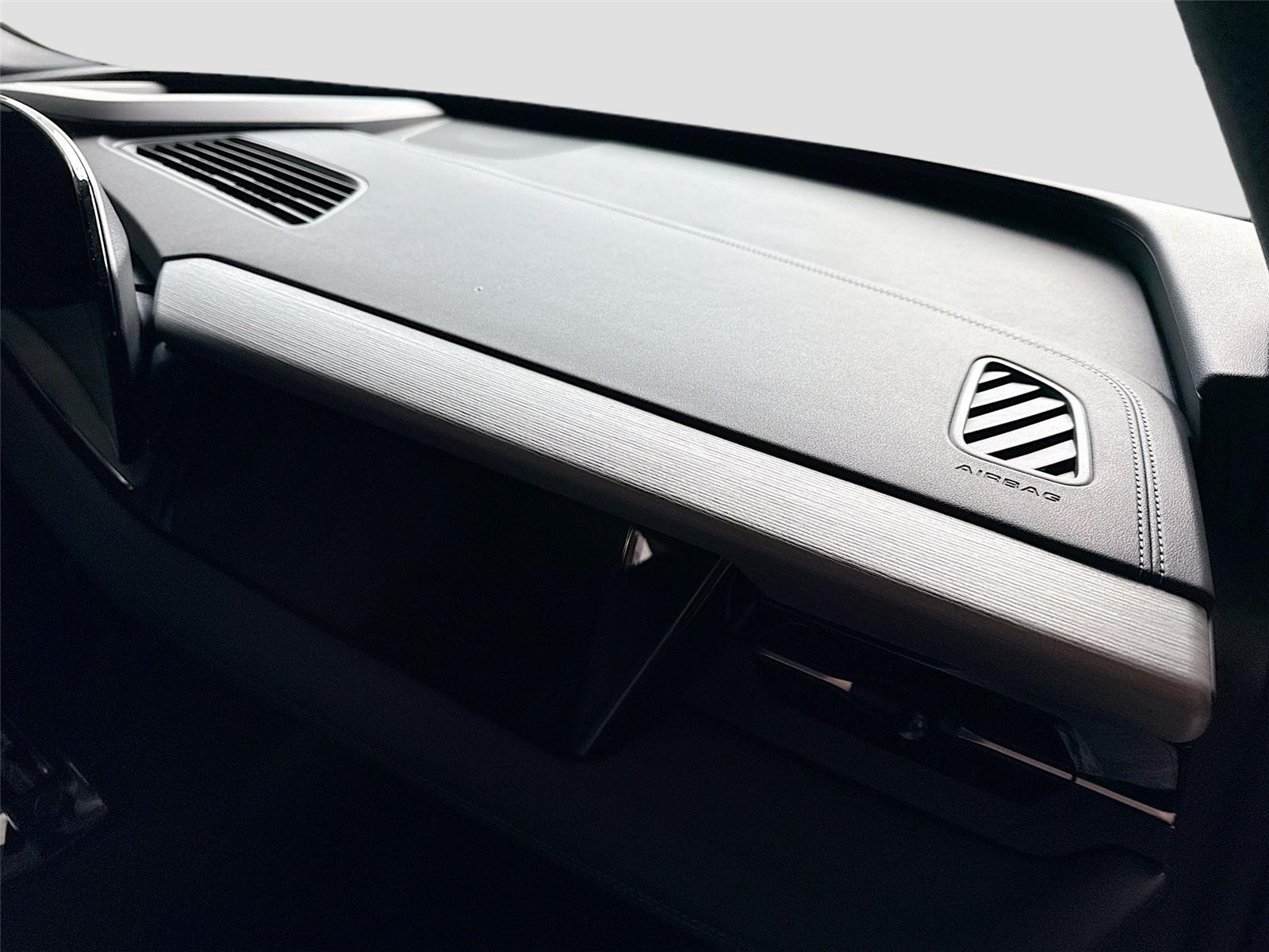 2027 Audi Q6 e-tron Sportback Premium Plus