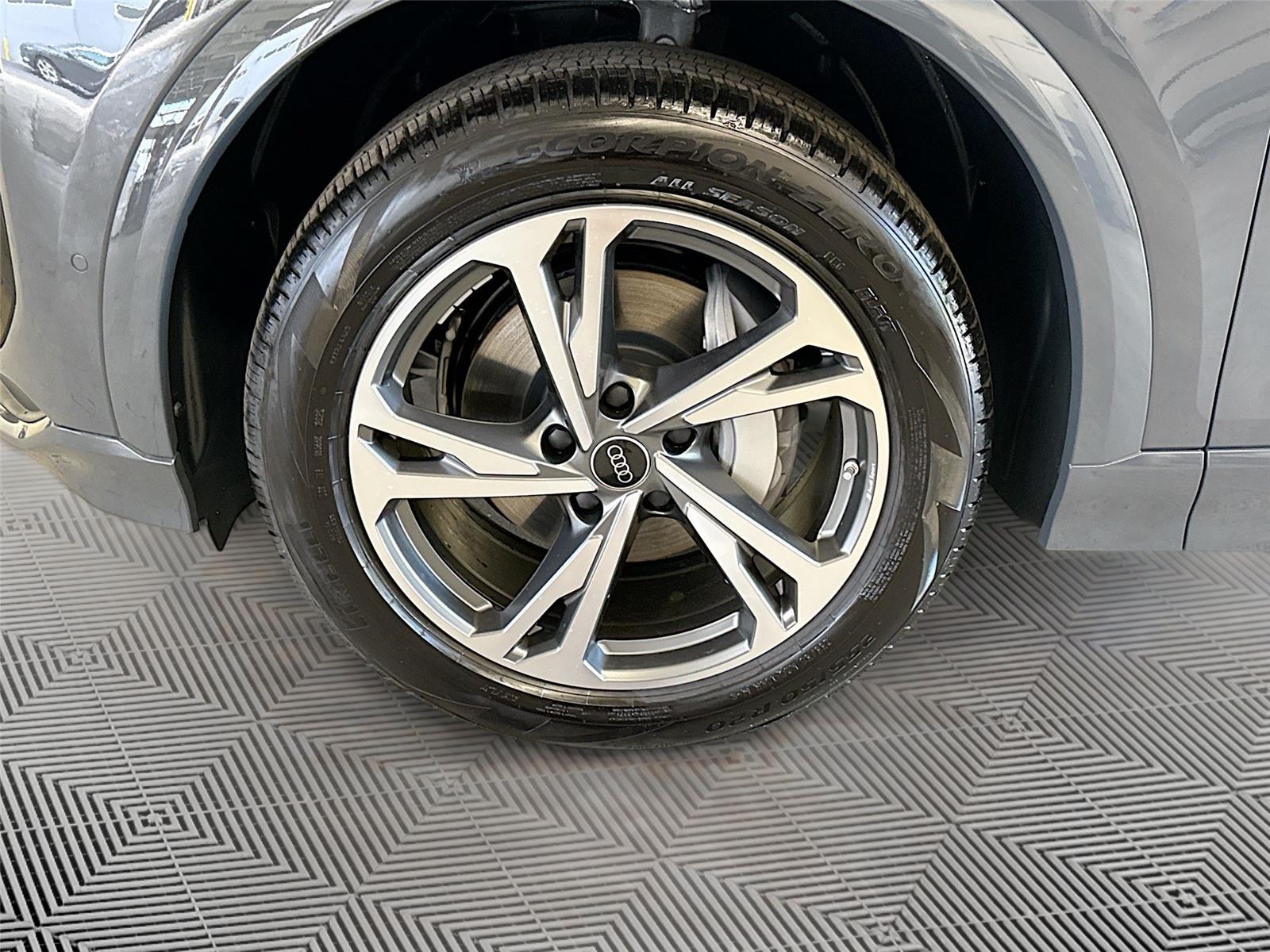 2027 Audi Q6 e-tron Sportback Premium Plus