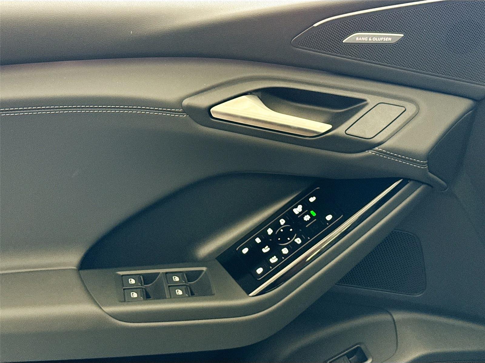 2027 Audi Q6 e-tron Premium Plus