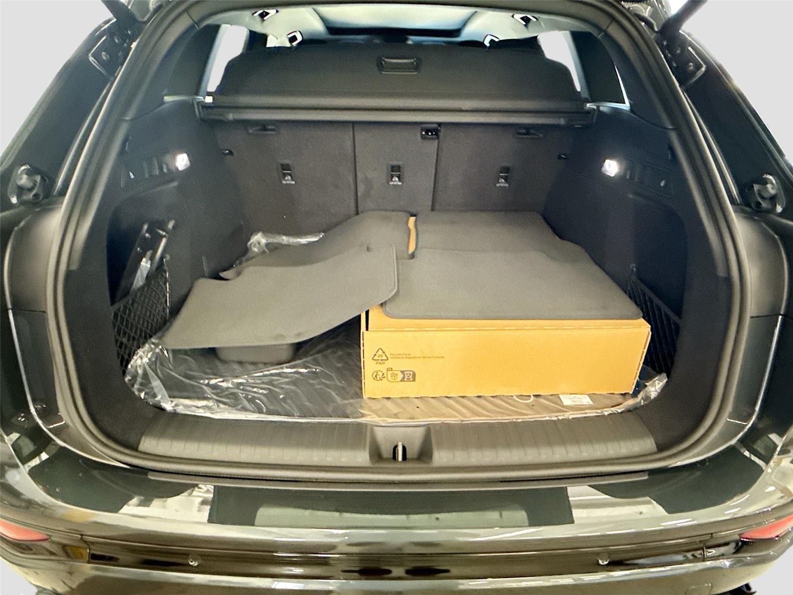 2027 Audi Q6 e-tron Premium Plus