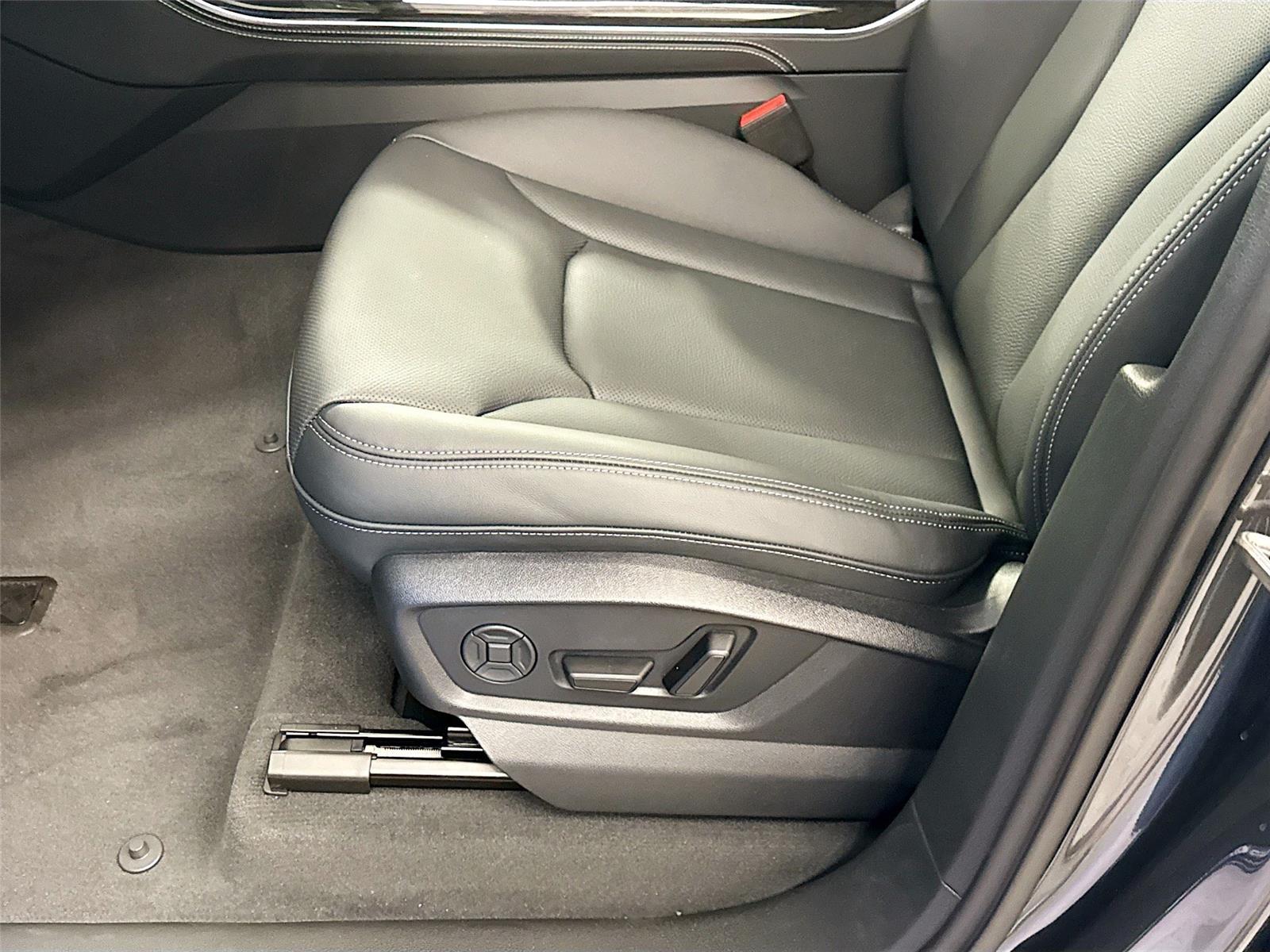 2026 Audi Q7 Premium Plus